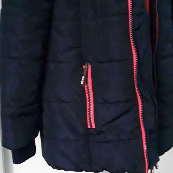 Jacket - Picture 6 of 6